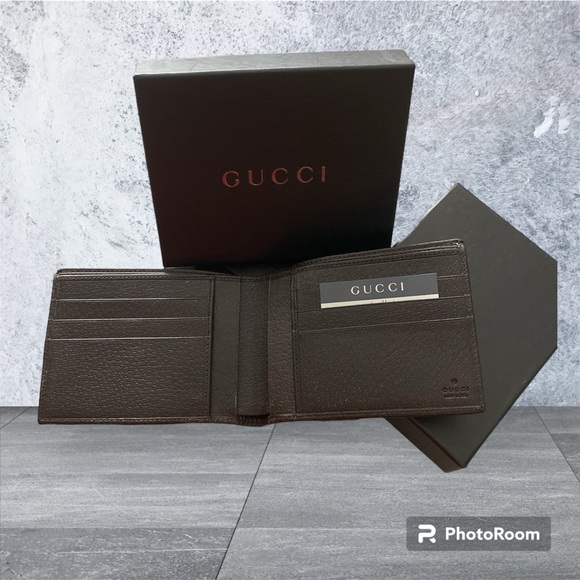 Gucci wallet excellent use  condition!! - Picture 2 of 2